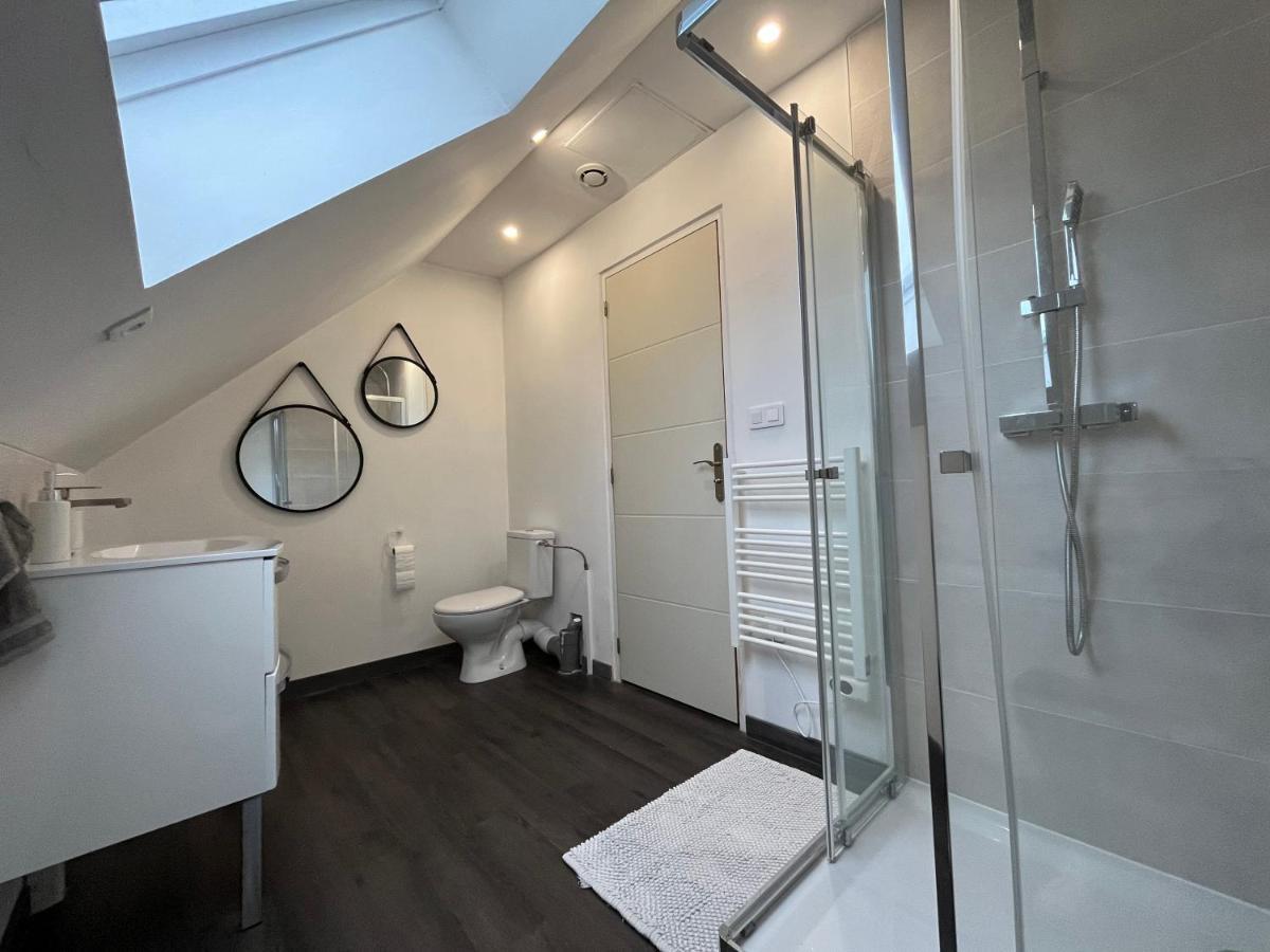 Maison chiron Montreuil-sur-Maine Extérieur photo